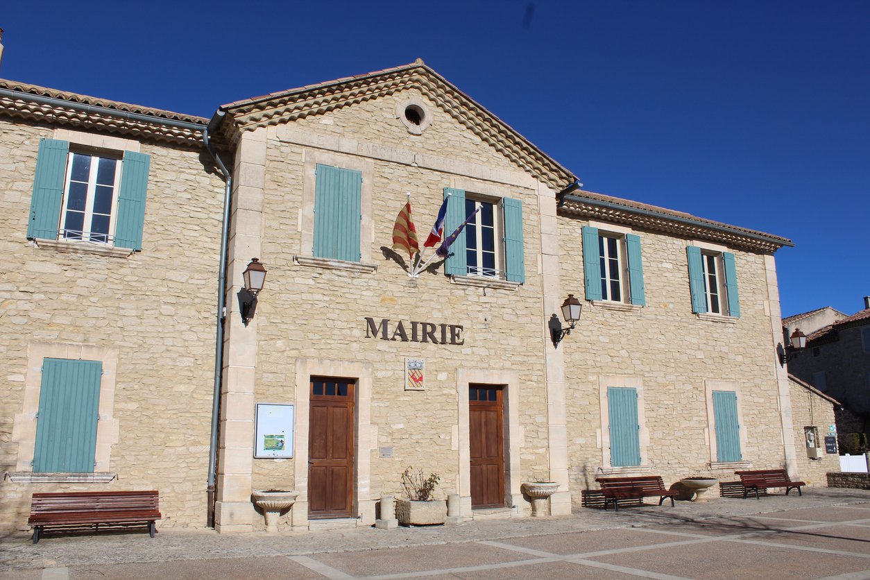 pret mairie